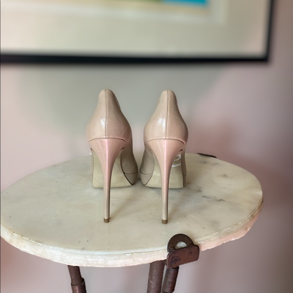 Guess nude platform heel. ❤️ - Picture 5 of 5